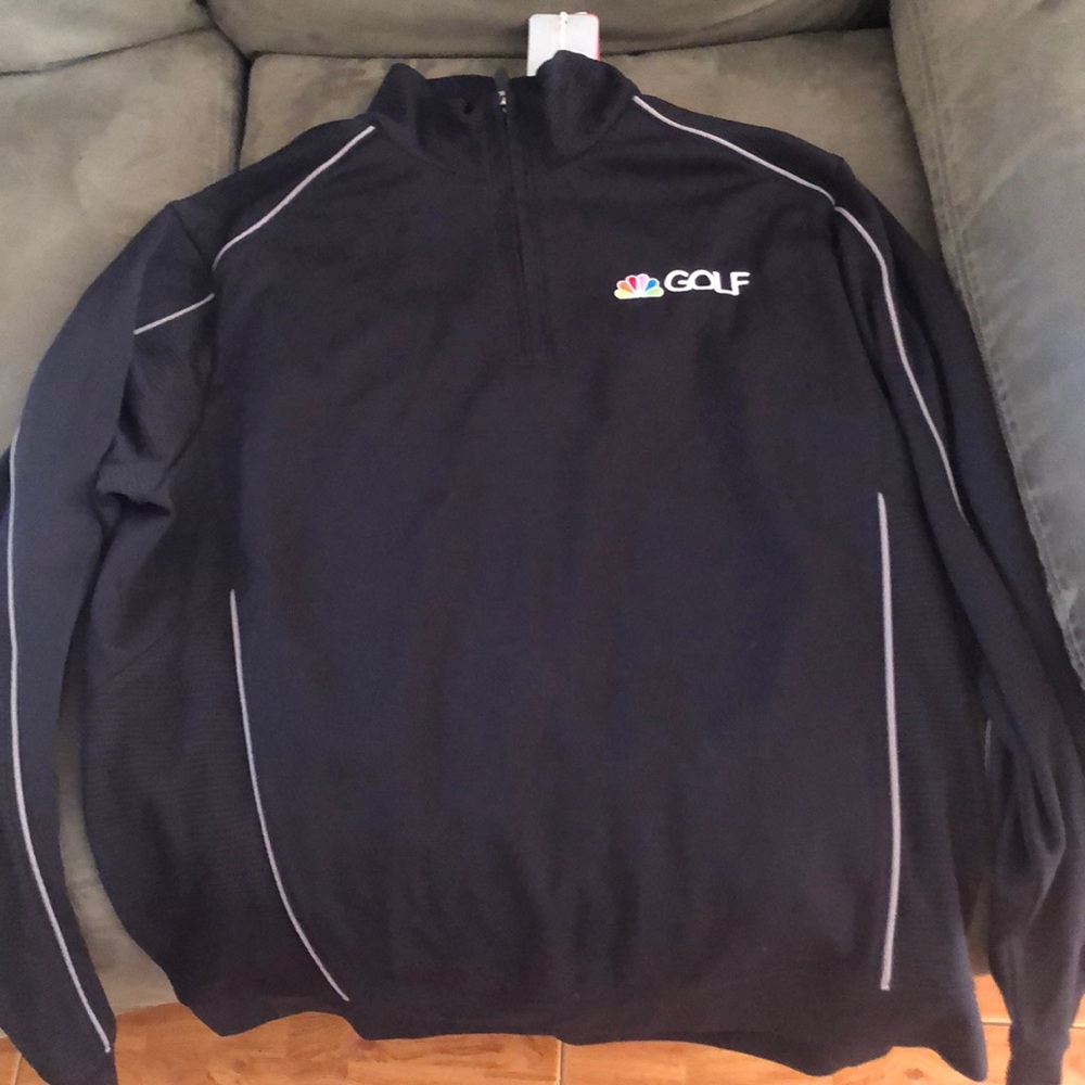 Golf Black pullover